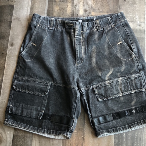 Girbaud black denim cargo shorts - Picture 3 of 14